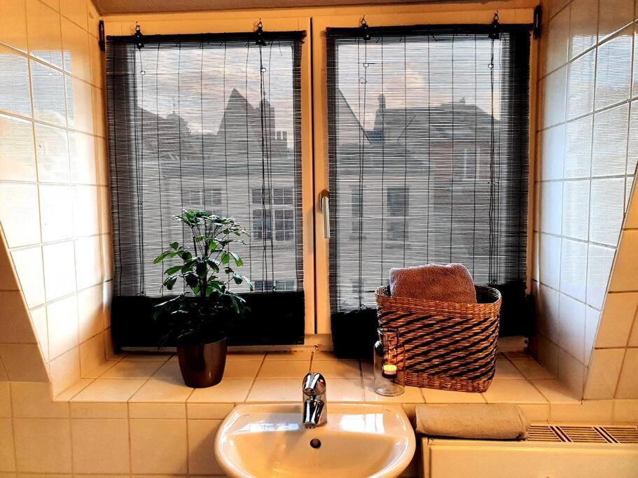Rostock Hautnah Erleben - Schoene Maisonette 2Og المظهر الخارجي الصورة